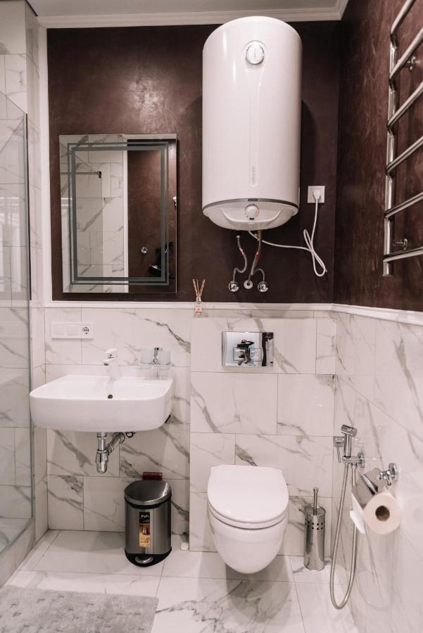 Royal Tower Vip Smart Apartments 2 Kiev Exterior foto