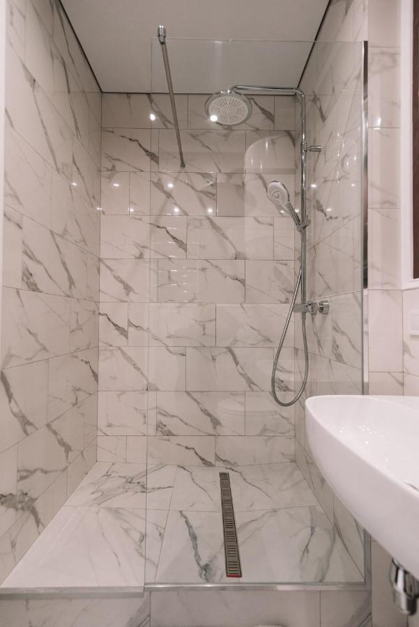 Royal Tower Vip Smart Apartments 2 Kiev Exterior foto